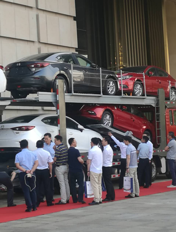 长久中置轴车辆运输车闪耀2017整车物流发展大会