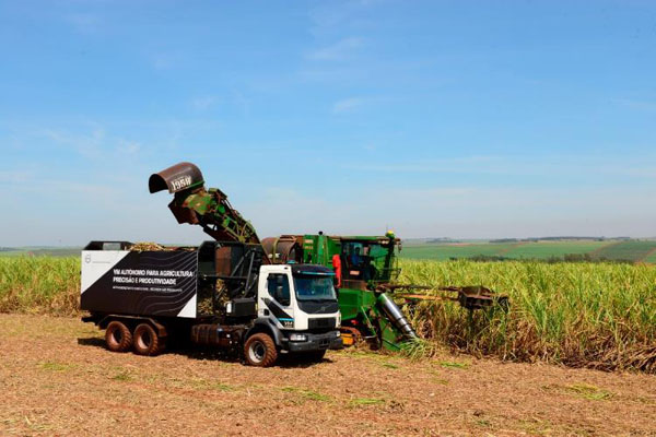 沃尔沃卡车自动驾驶技术继续出招 助力巴西甘蔗大丰收