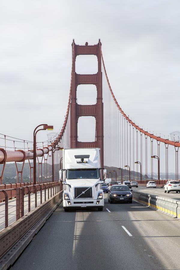 Uber自动驾驶卡车新进展：顶置64通道激光雷达阵列