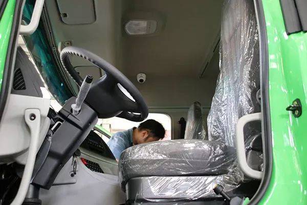 敢为天下先,首批比亚迪纯电动泥头车正式下线